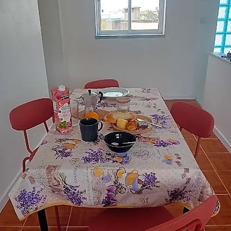 Hotel Near The Peniche - Casa Dos Avos Atouguia Da Baleia